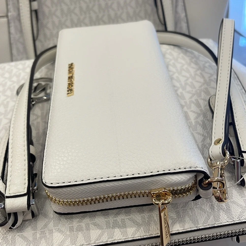 MICHAEL KORS Leather Continental Wristlet Phone Case Wallet Optic White NWT
